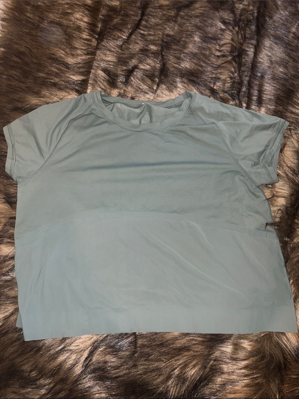 Lululemon workout tee